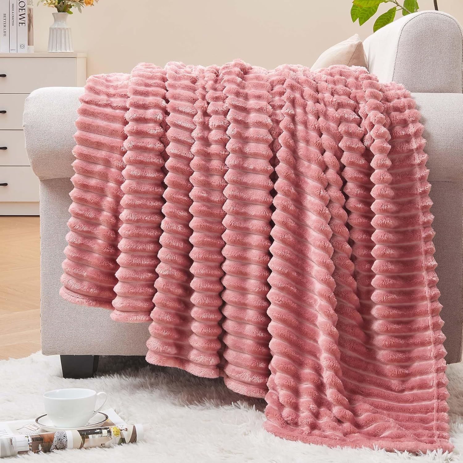 Ribbed Jacquard Fleece Throw Blanket Soft Warm Decorative Blanket