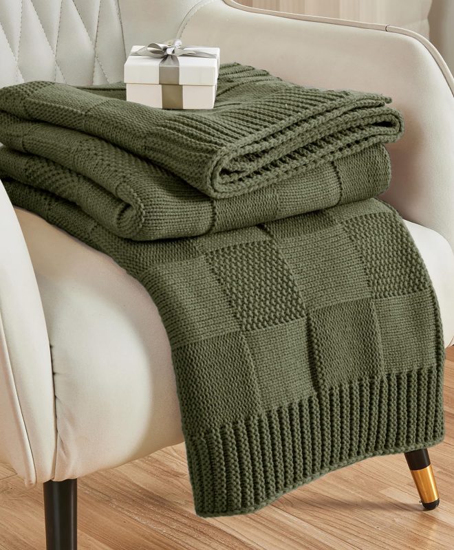 Checkered Knit Throw Blanket Soft Decorative Blanket
