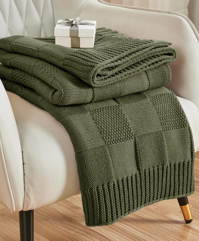 Checkered Knit Throw Blanket Soft Decorative Blanket
