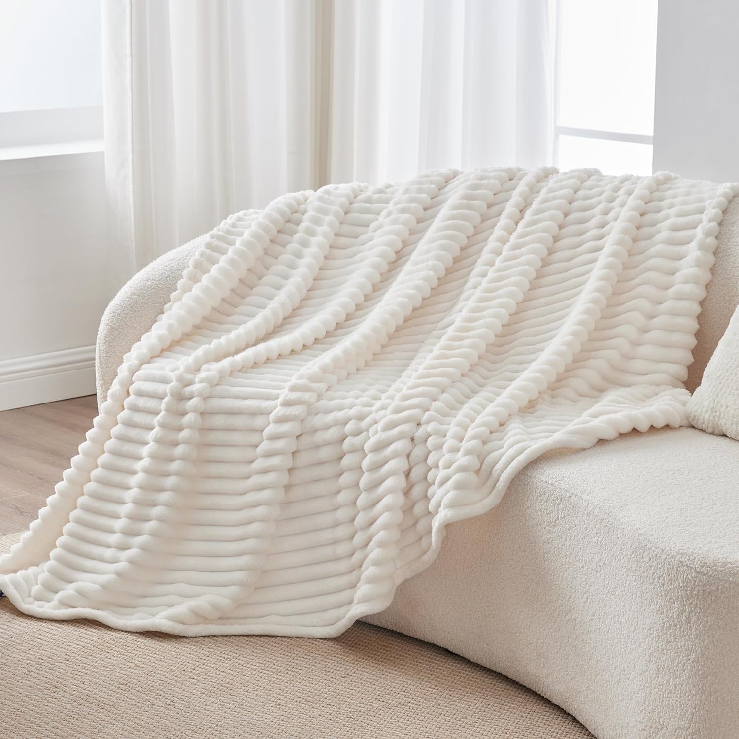 Striped Fleece Throw Blanket Soft Warm Decorative Blanket - Image 9