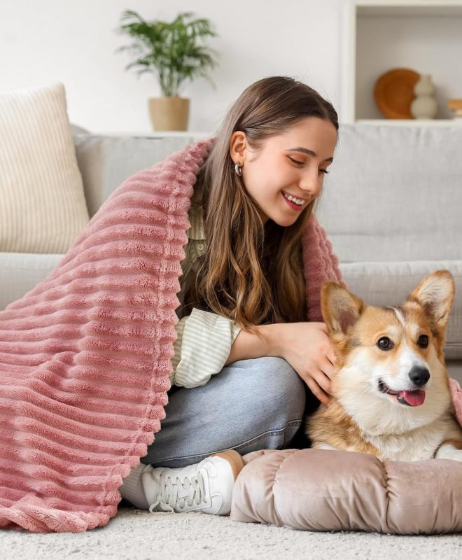 Ribbed Jacquard Fleece Throw Blanket Soft Warm Decorative Blanket